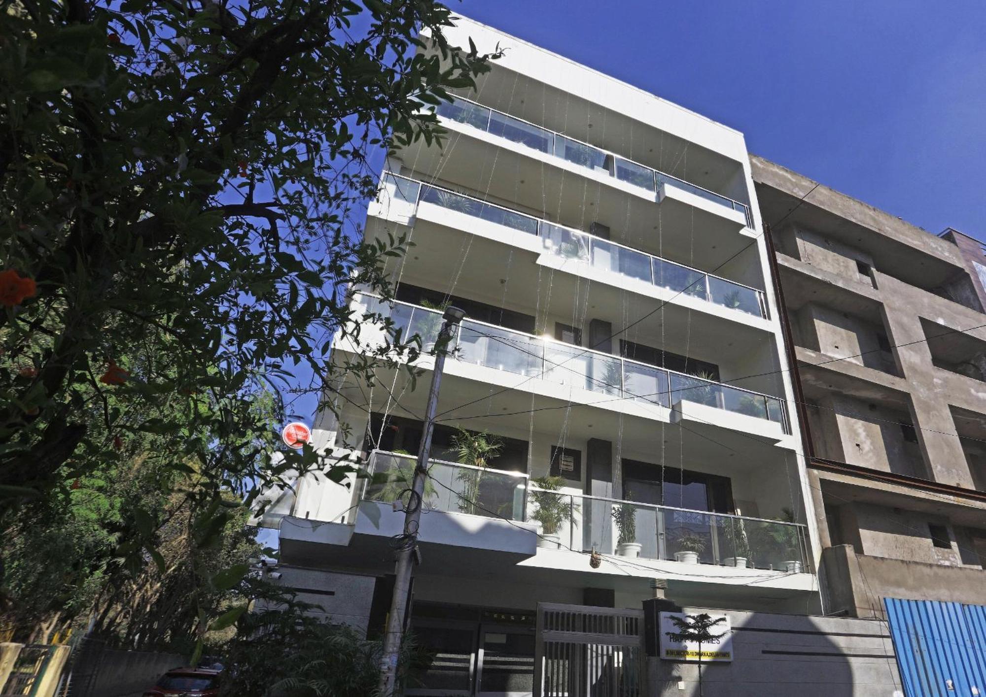 Hotel Aerostar Gold - Opposite Max Healthcare Дели Экстерьер фото